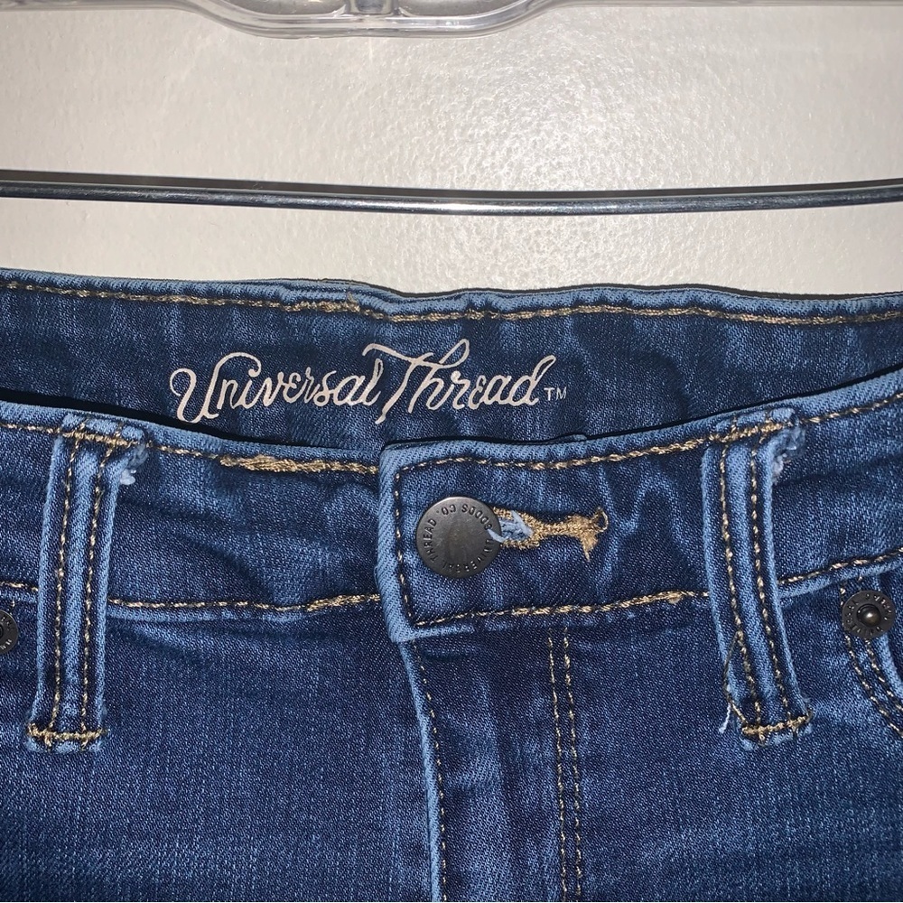 EUC Universal Thread Jeans - Picture 4 of 4
